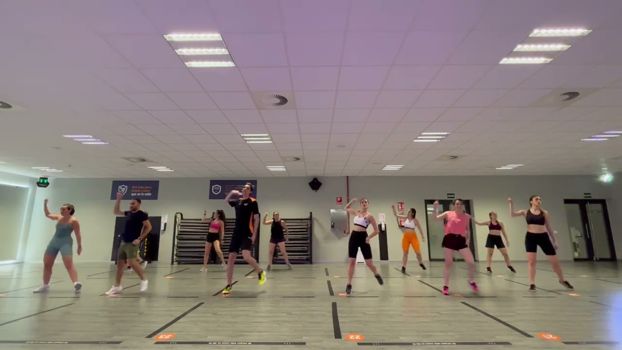 Tigini Remix - Rvfv Kikimotelaba Versión Zumba