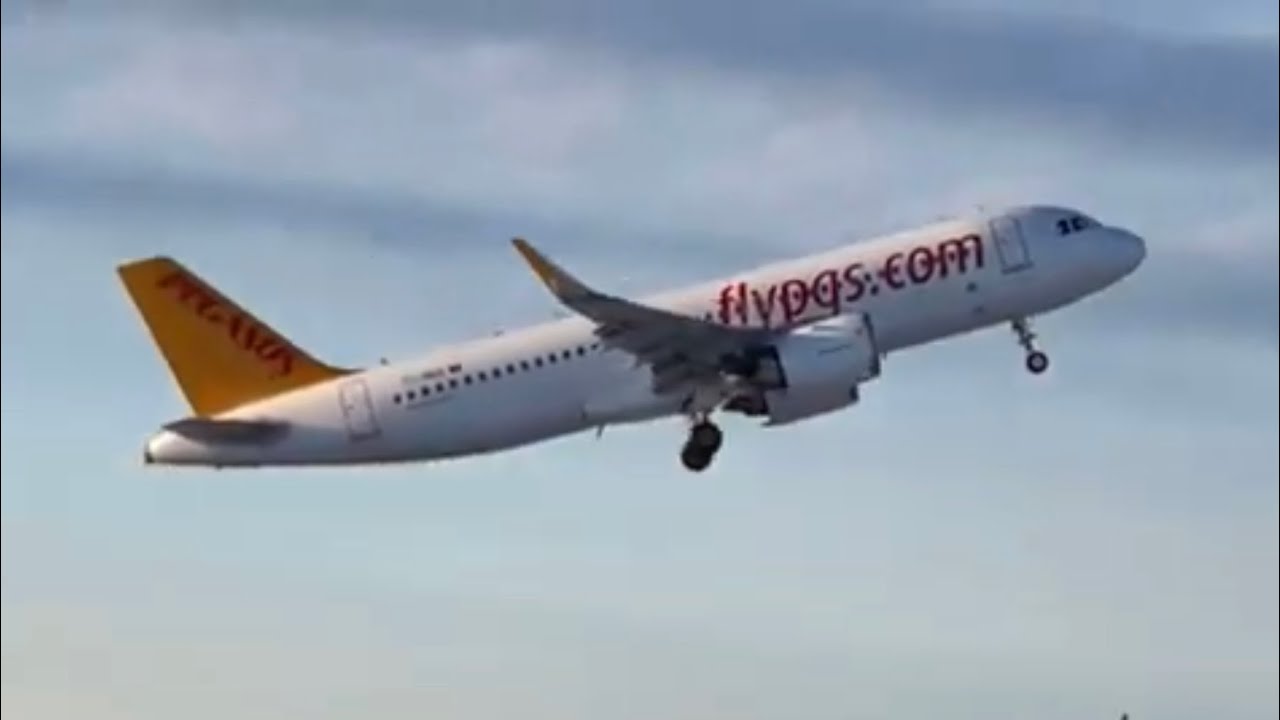 4 Airbus A320NEO&rsquo;s takeoff at Oslo Gardermoen Airport