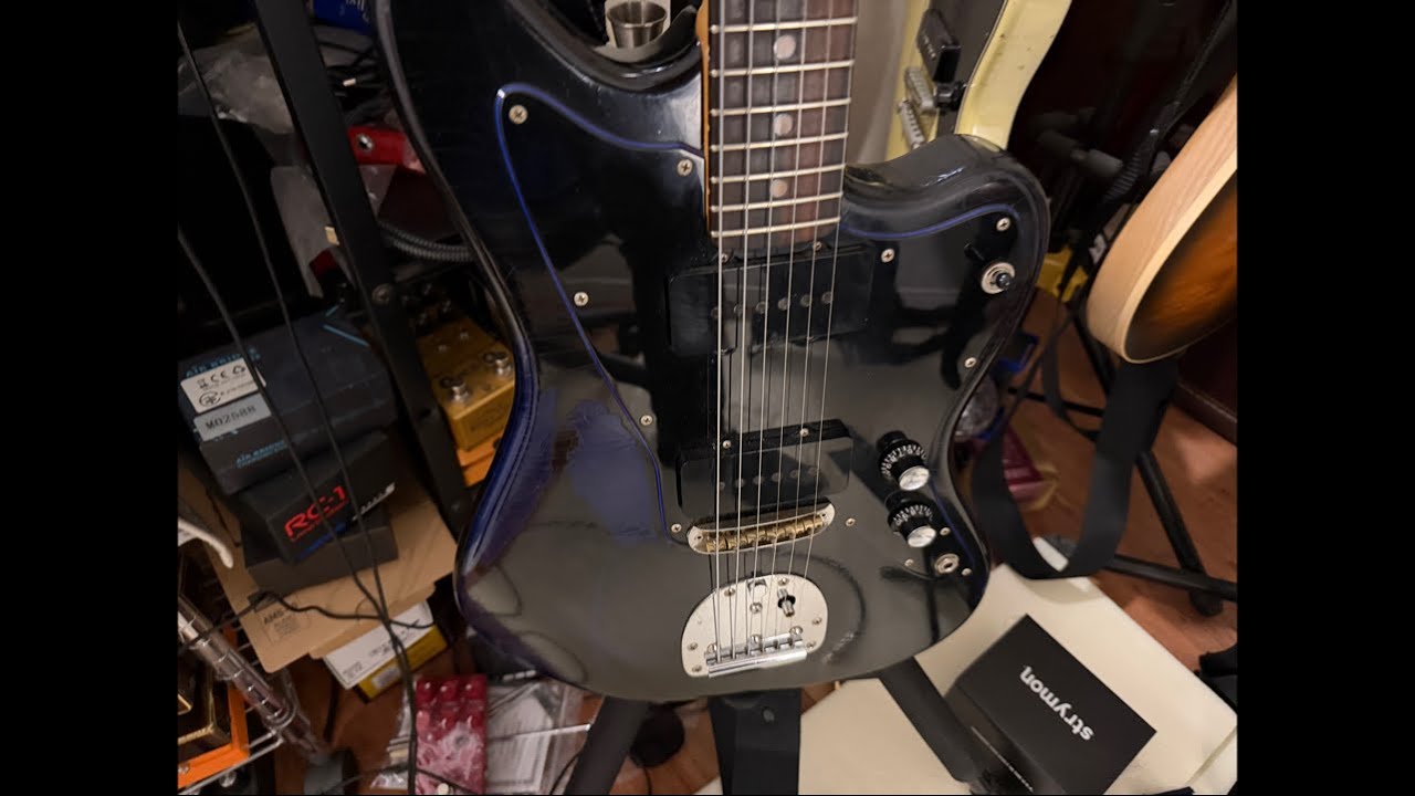 Just Play Guitar 462 (with '7 Guitars DAMNED MAESTSTRO)