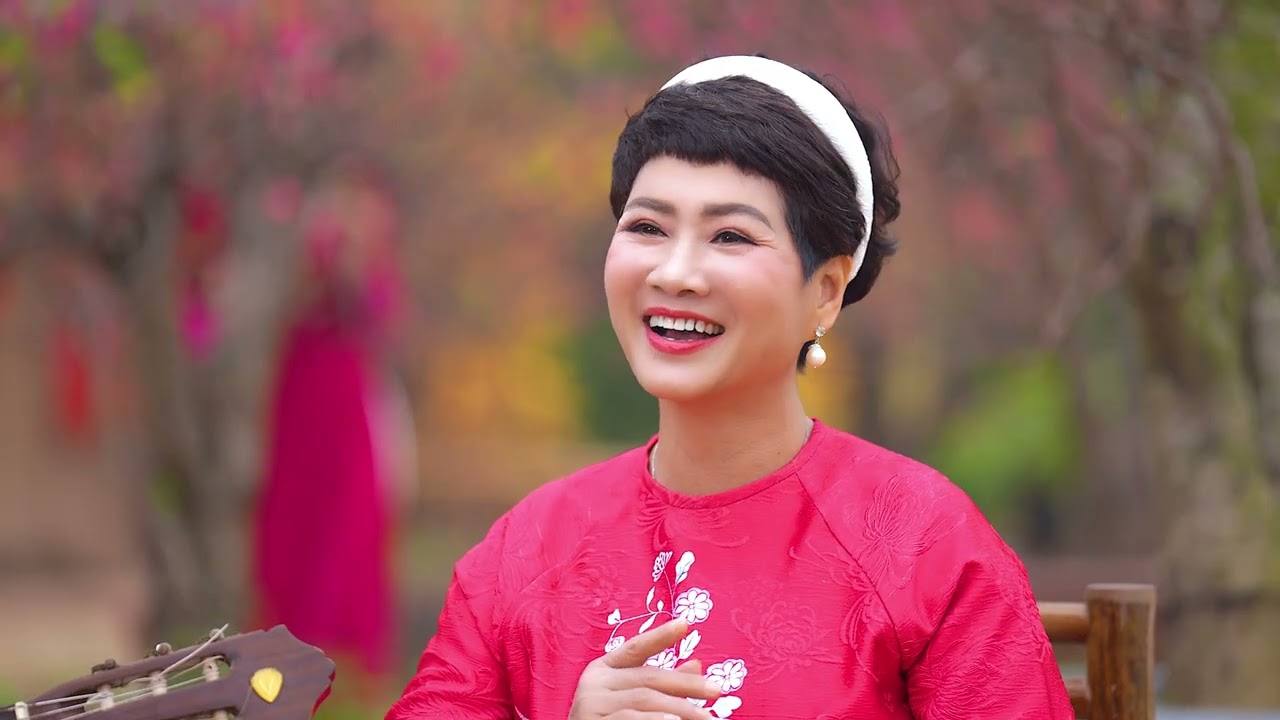 HOA XUÂN CA-HỒNG VÂN-MINH HIẾU-THU THỦY