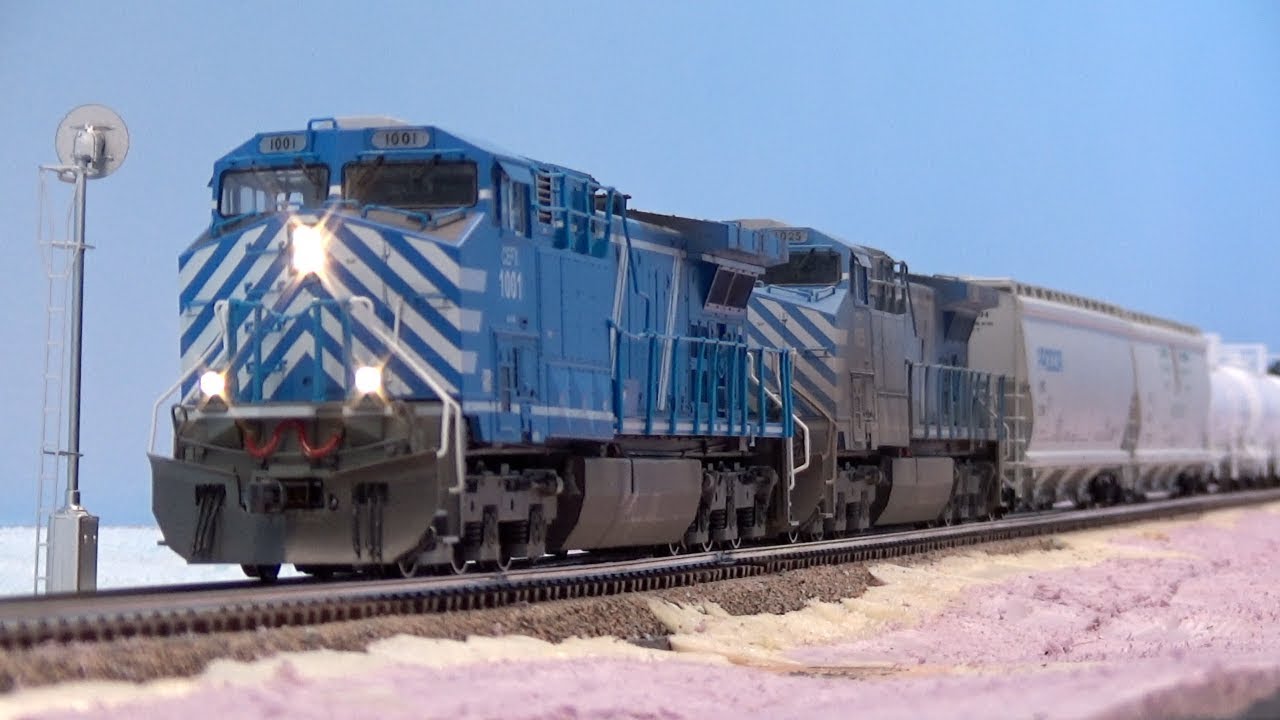 Layout Update - April 2019: CEFX AC4400CW, Paint Booth Operational, CP SD90/43MAC...