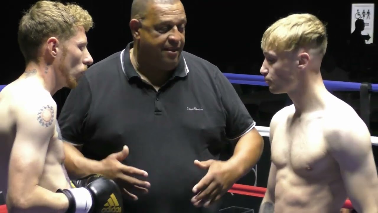 Fight Unit Boxing Joe Naylor V Marcus Hammond