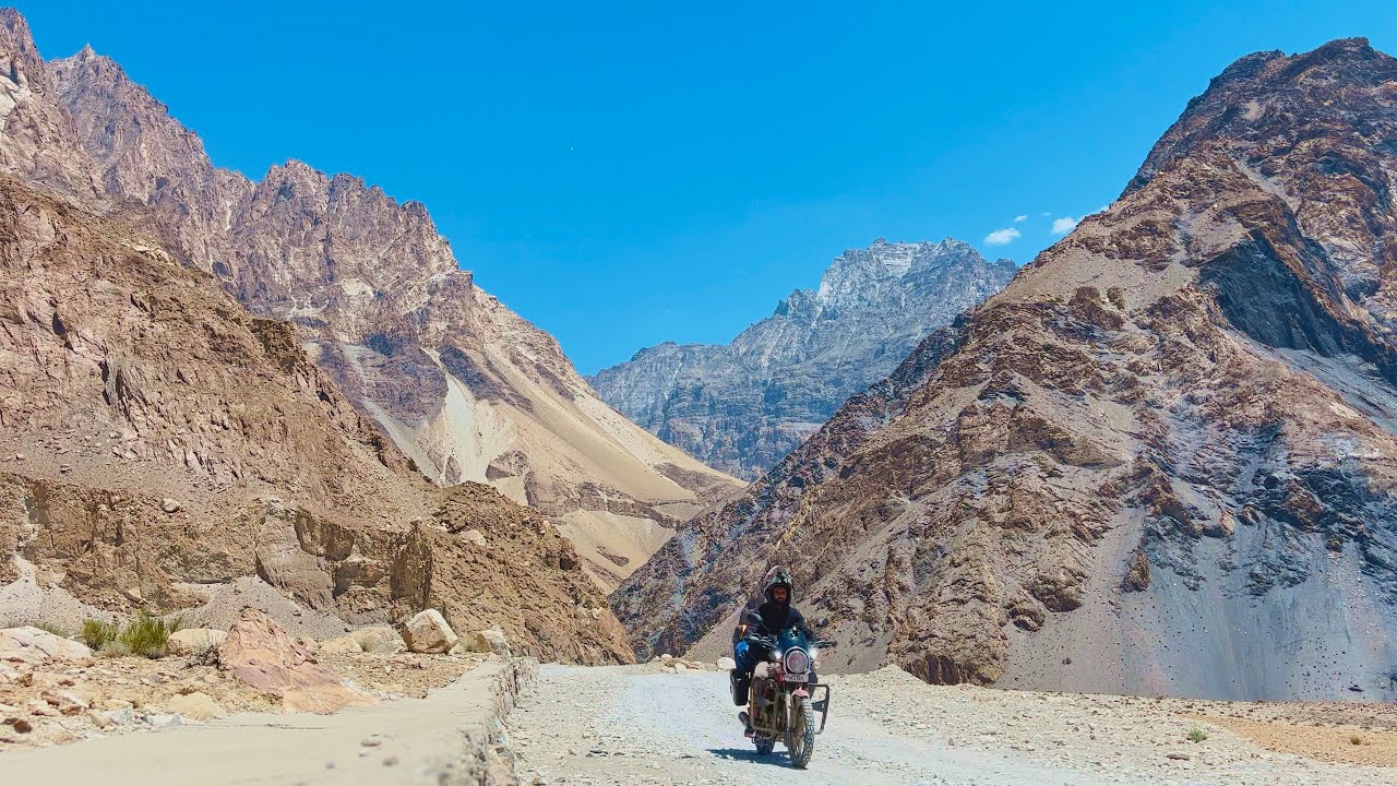 Shimshal Ride Most Dangerous off Road Motorcycle - 4K RAW Sound