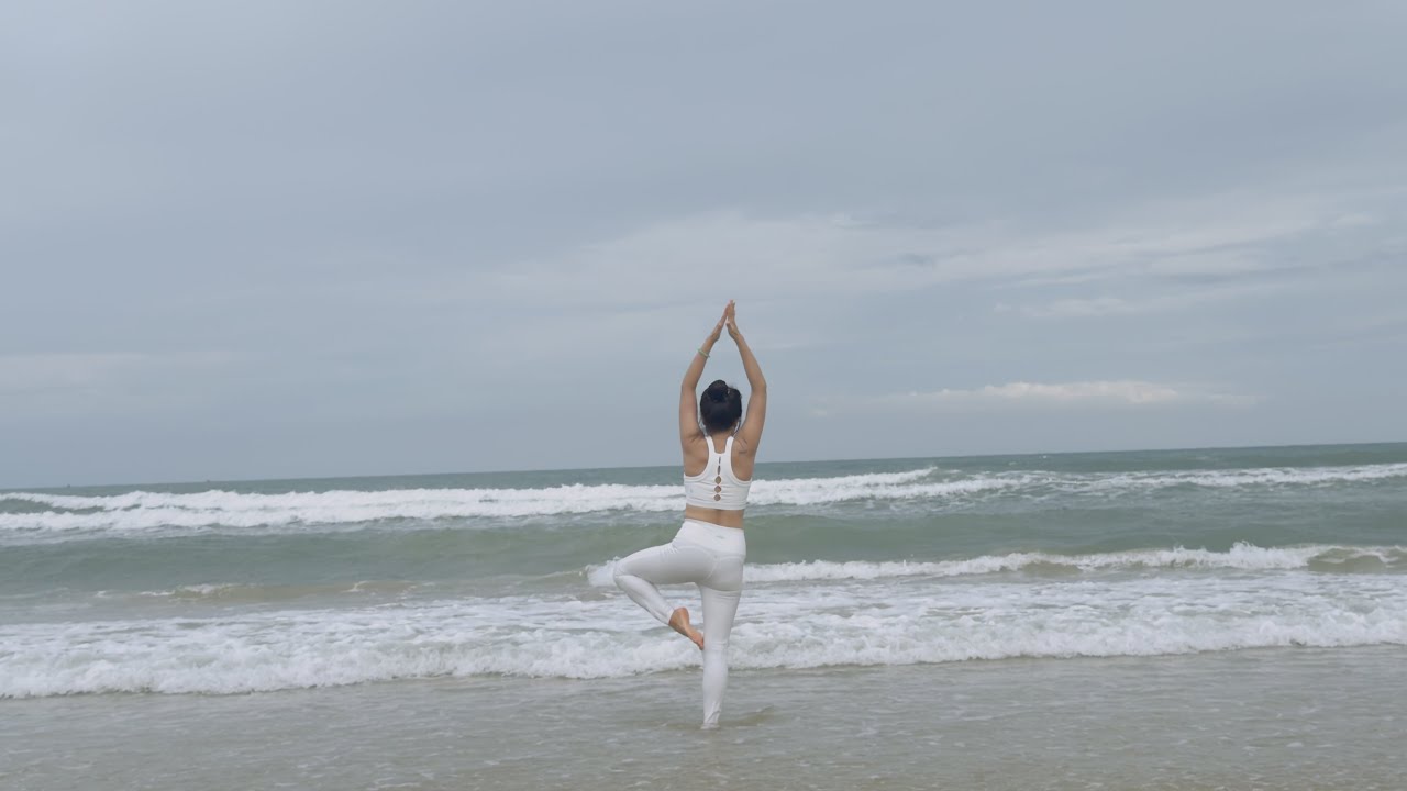 ĐỪNG VÍ EM LÀ BIỂN - BĐ: Hằng Lê  -  Flow Yoga Cover