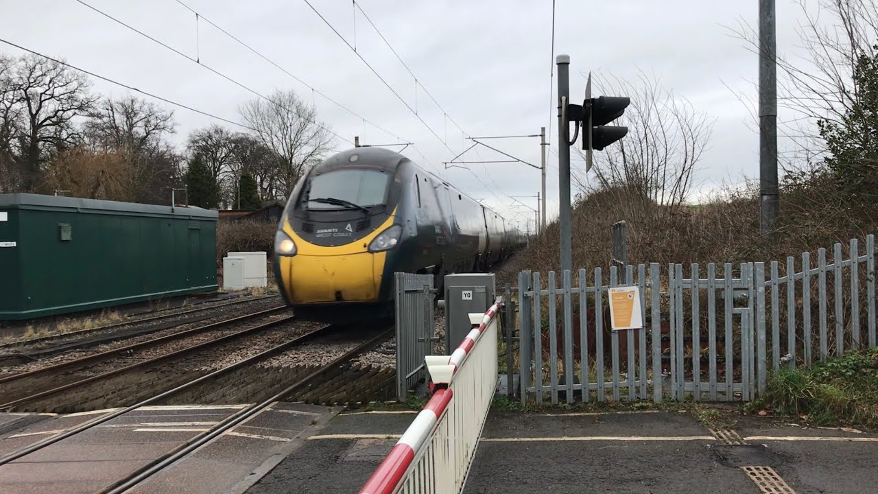 Mow Cop Level Crossing (Cheshire) 25/01/2024