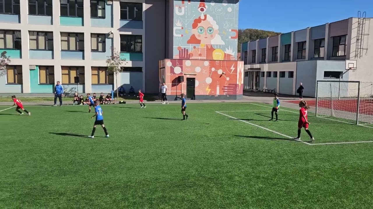 Turneu Kinder Cup Reșița--Sk Drobeta albastru-CSM Reșița Roșu