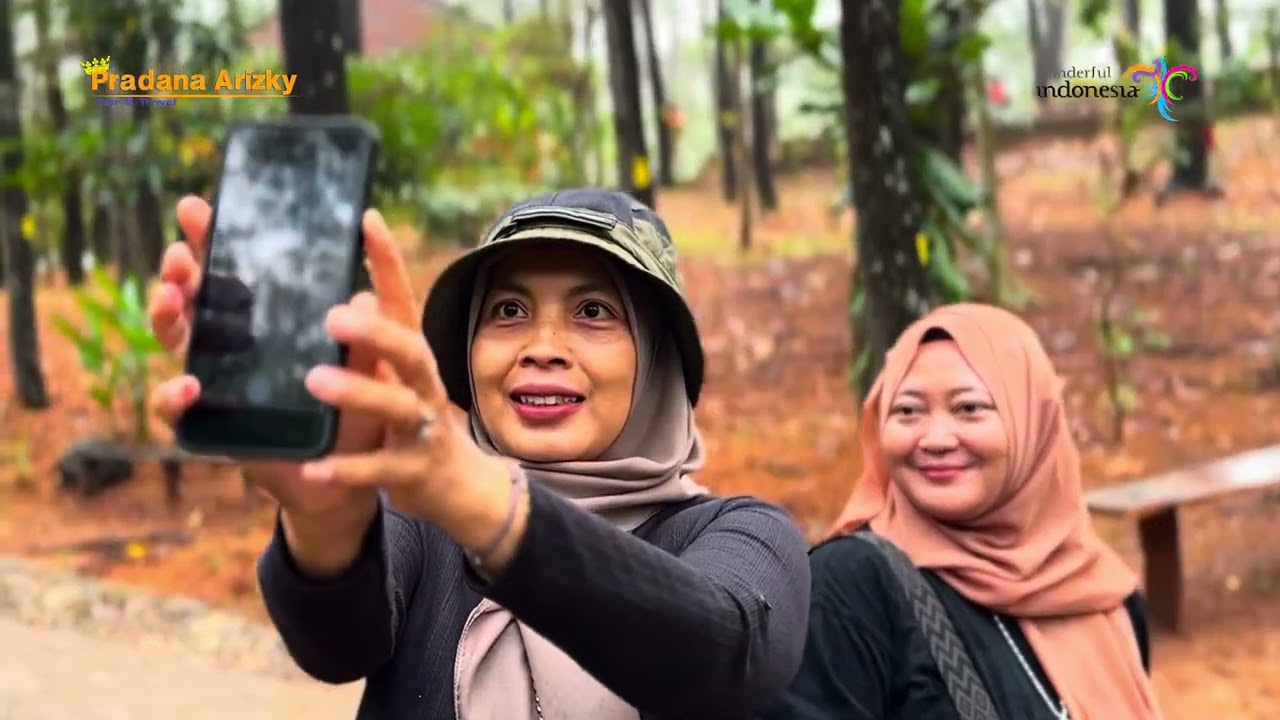 Keluarga besar RT 02 nglangak tilik segoro kidul