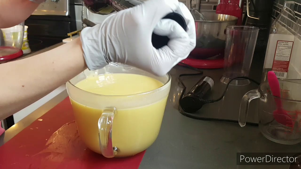Savon procédé à froid (cold process soap) - Avoine miel et lait de chèvre