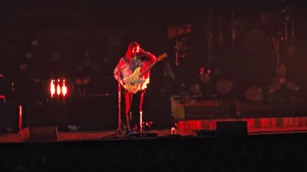 Lindsey Lomis - Simple Love /Just the Two of Us (at AFAS Live in Amsterdam, 27.11.2024)