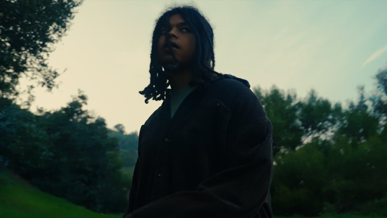 juno - bitemytongue ft. reef [dir. neve abcari]
