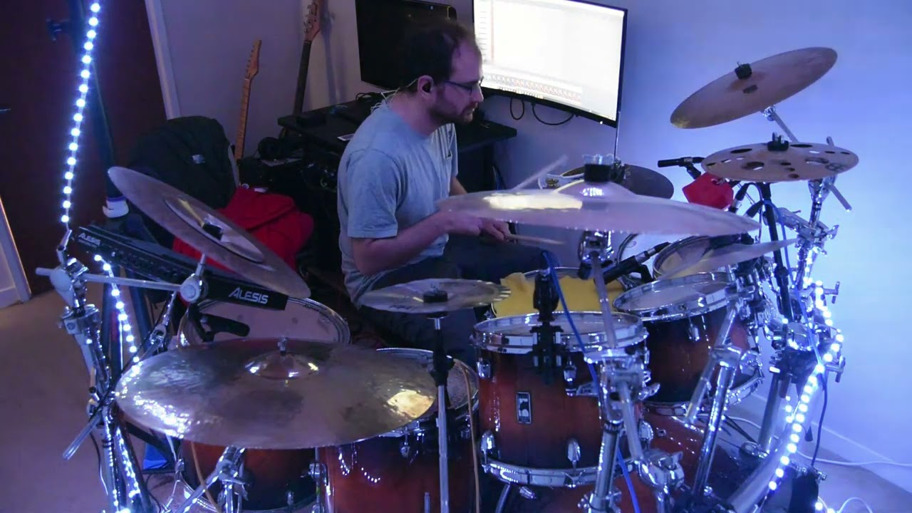 New Jeans - Hurt Drum Cover / Live Interpretation