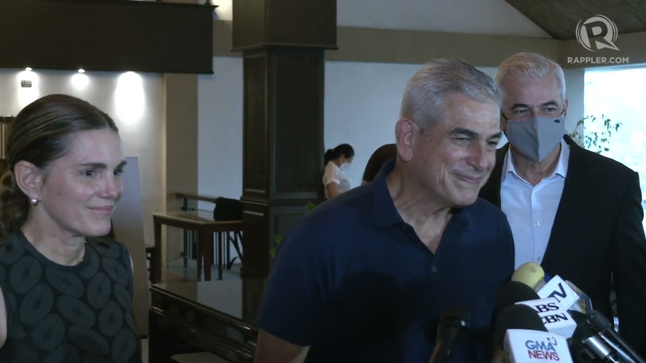 Zobel de Ayalas pay respects to FVR: He opened up the country to the world