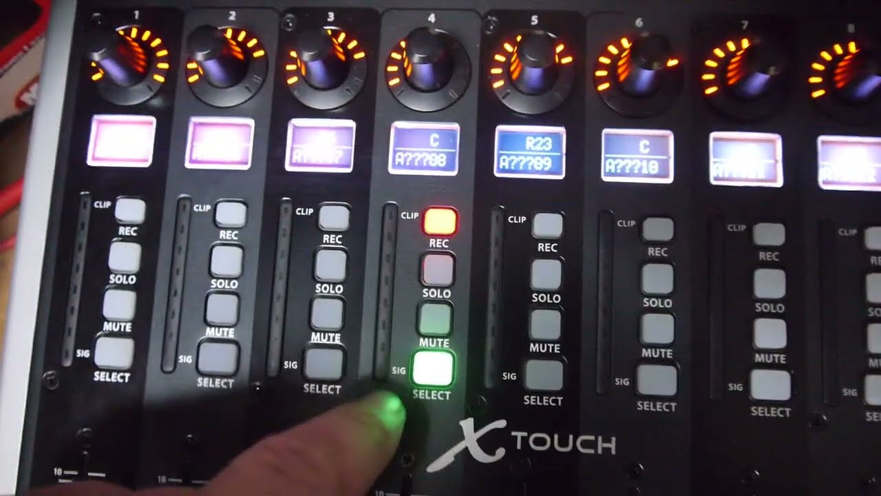 Обзор Behringer X-TOUCH\Review Behringer X-TOUCH ВСЕ КНОПКИ НАСТРАИВАЮТСЯ