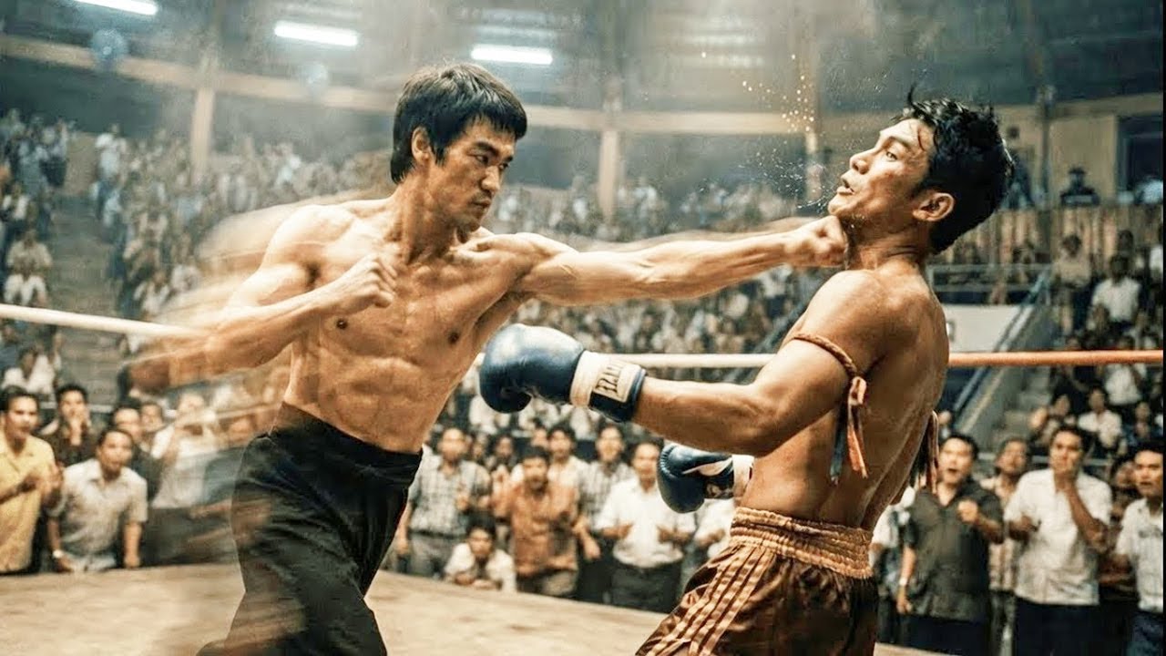 Bruce Lee Is WAY TOO FAST For World Thaiboxing Champion! (FULL FIGHT)