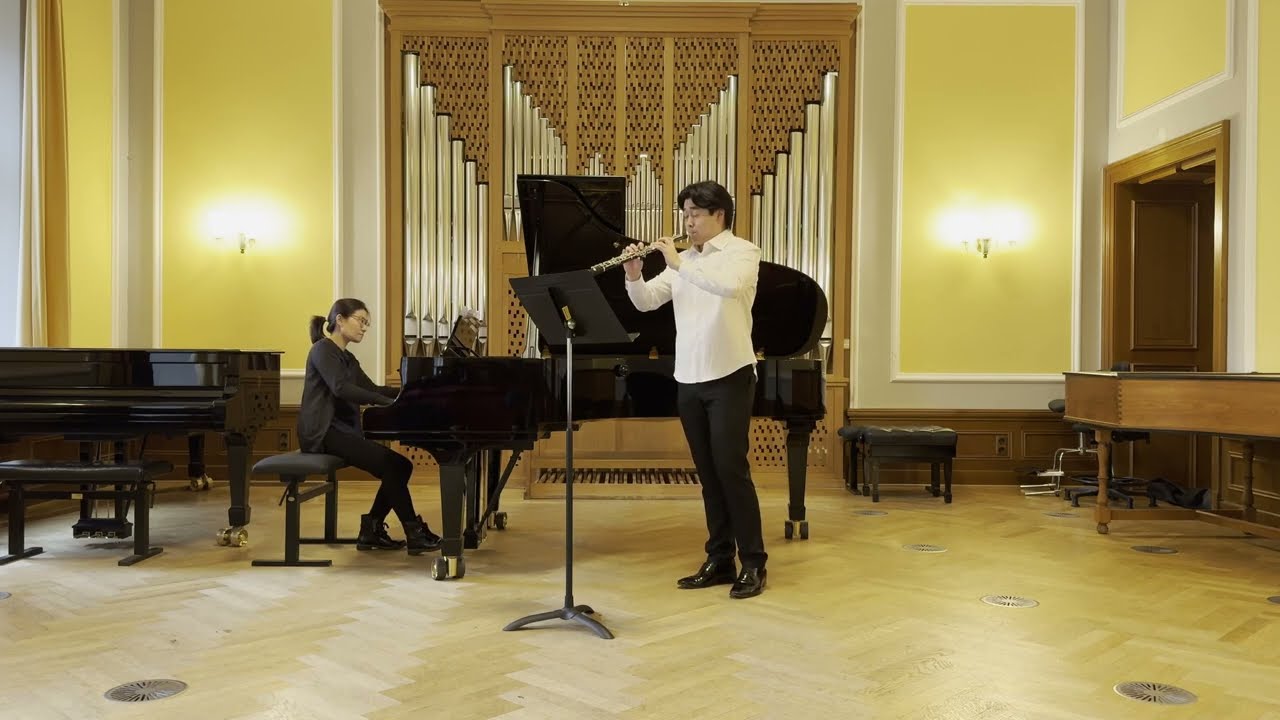 Michael Liu - Andante in C major, K. 315 (W. A. Mozart)