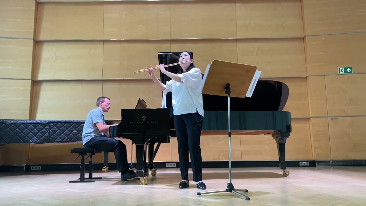 Henri Dutilleux - Sonatine for Flute and Piano, Su Kyung Jang