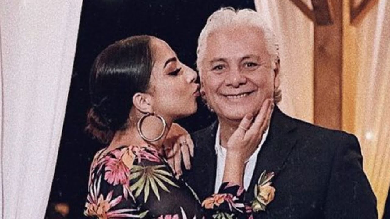 María Chacón anuncia con emotivo mensaje el fallecimiento su padre