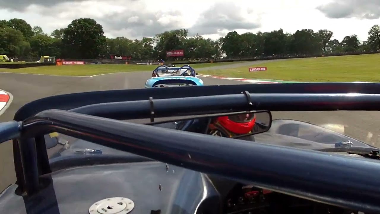 TVR Tuscan Challenge car Bernies v8's Speedfest 2025 race 2