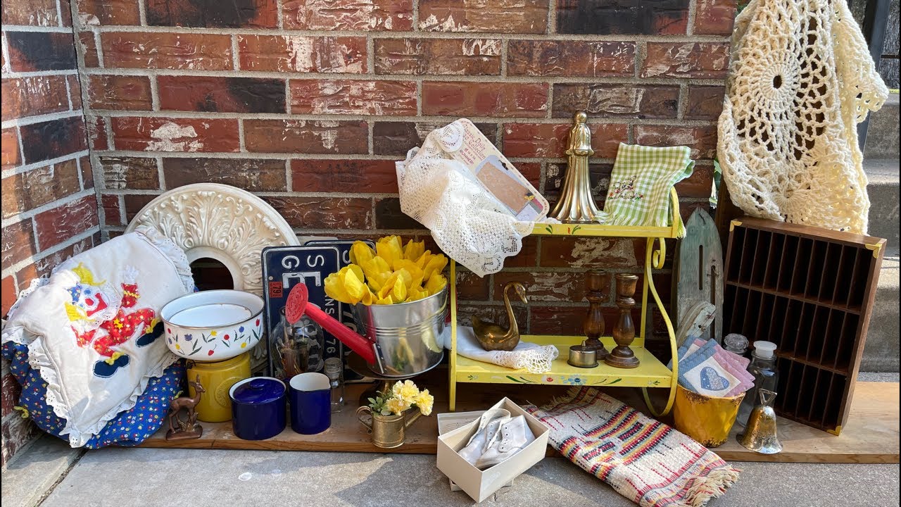 Colorful Vintage Thrift Haul + Some Painting!