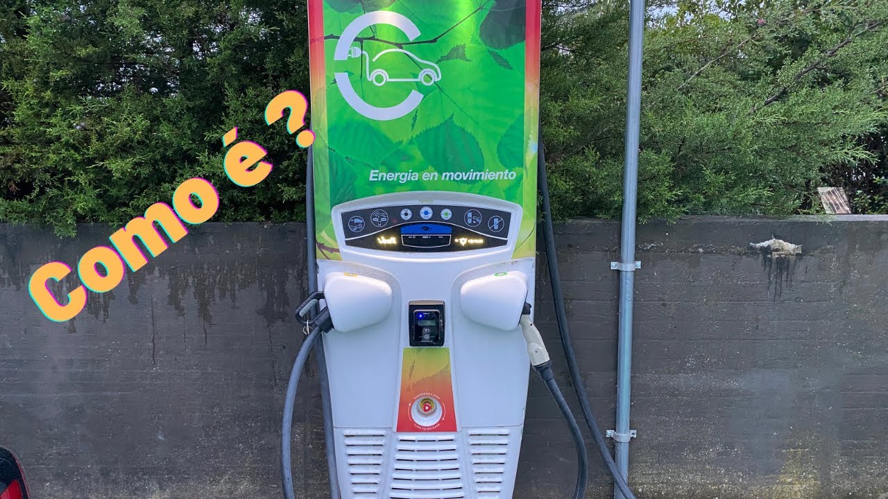 Como carregar carros elétricos num posto público