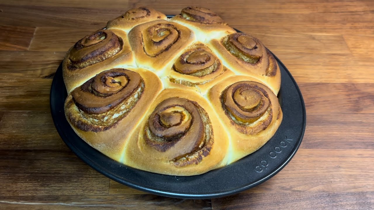 Elevate Your Baking Game with Cinnamon Roll Pie 🥧