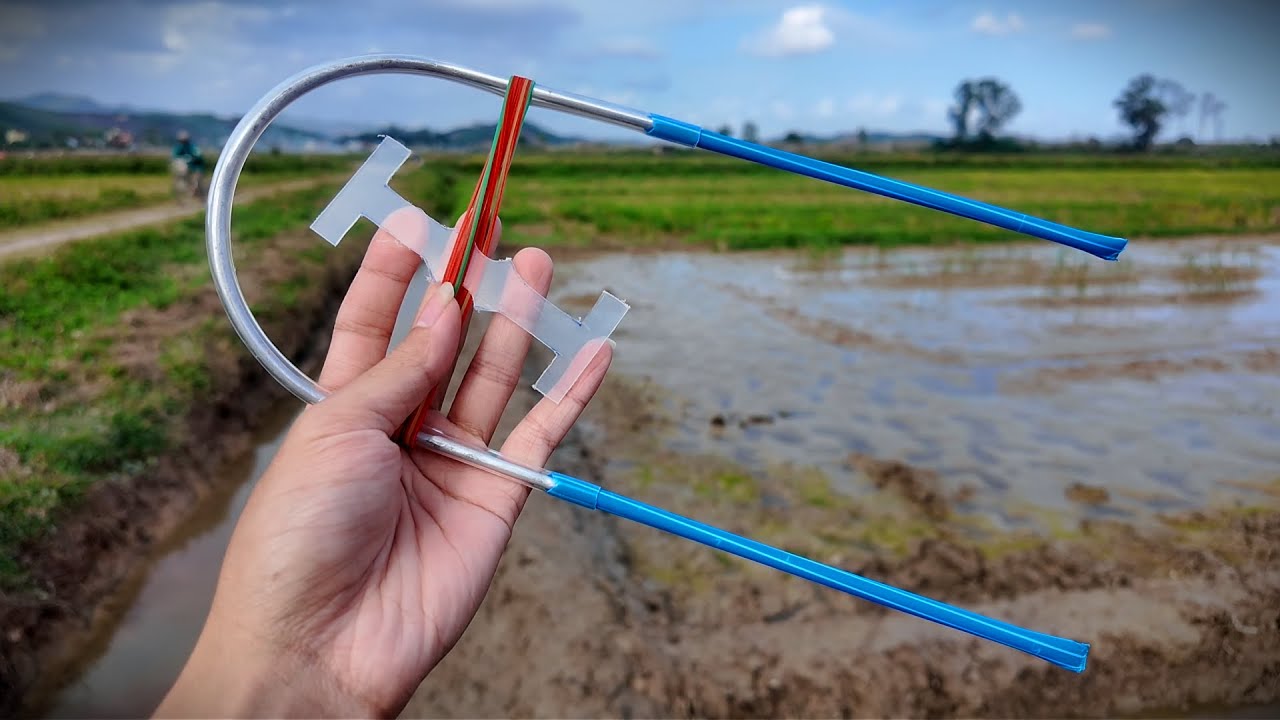 Thử Làm Ghe Bo Chữ U Bằng Ống Ti Ô Và Móc Quần Áo - Liệu Có Chạy Được Không