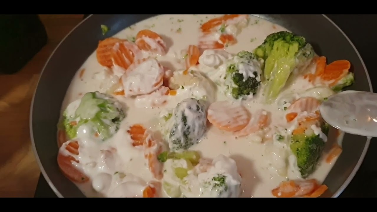 Einfache Rezeptidee: Kaisergemüse in Kokosmilch mit Reis