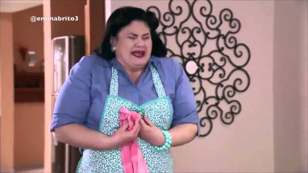 Violetta 3 - Violetta les dice que Roxy es su enemiga (03x32)