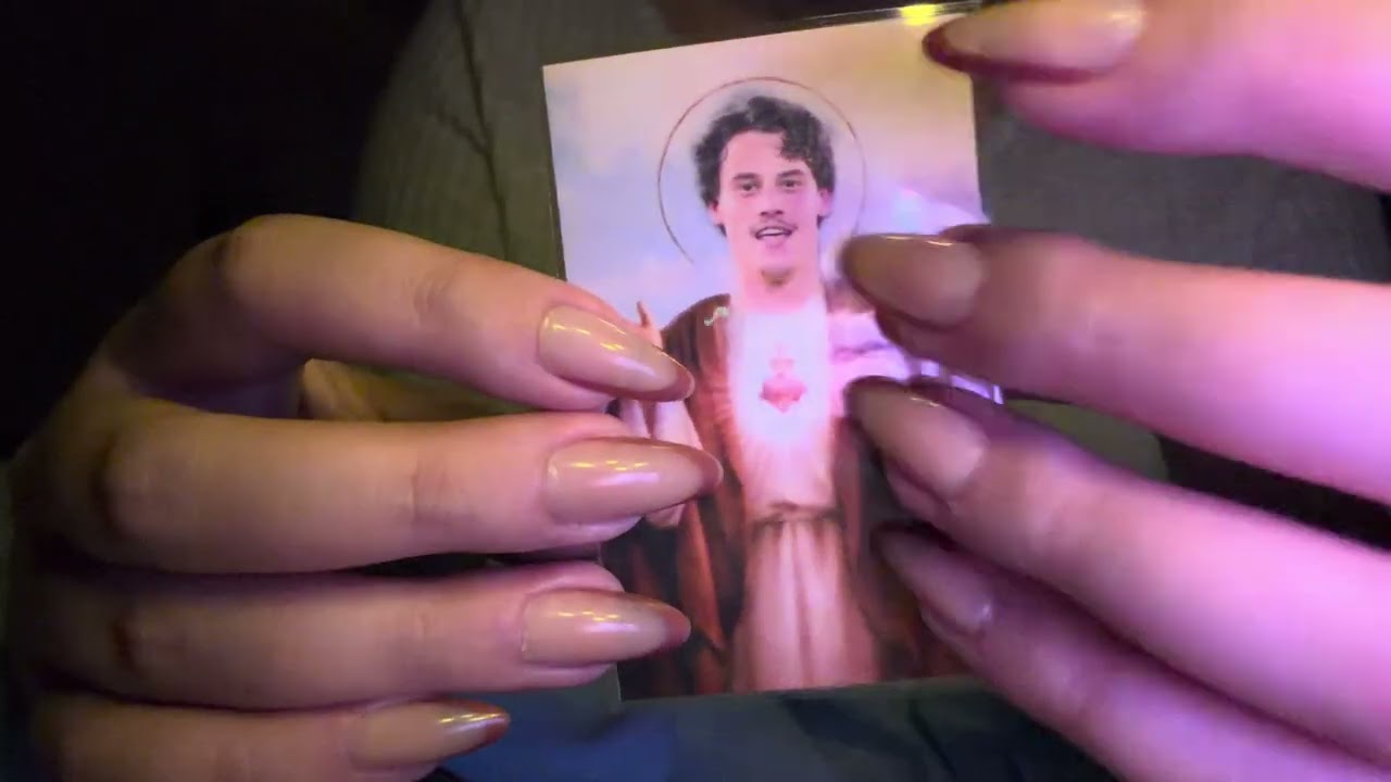 ASMR Overexplaining Four Random Objects