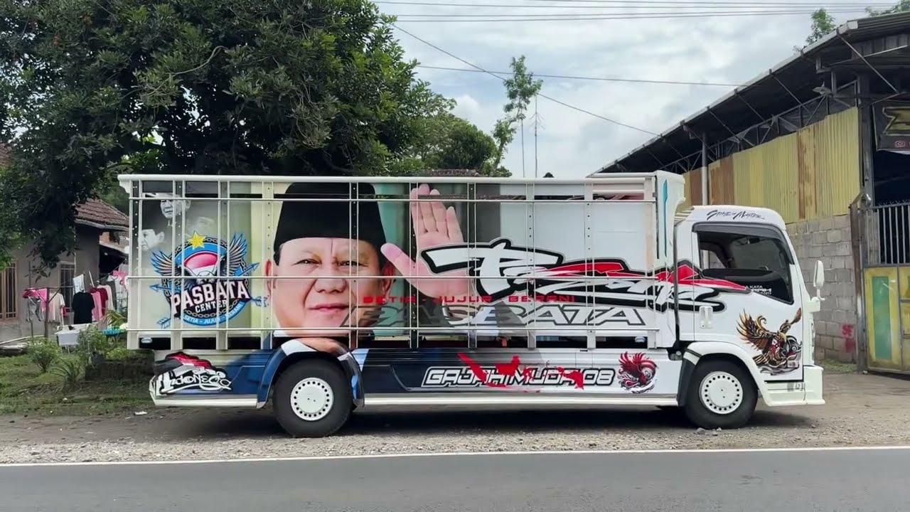 modifikasi truk isuzu nmr long ‼️milik Pasbata from Malang. by : Sumber Ekonomi_Malang