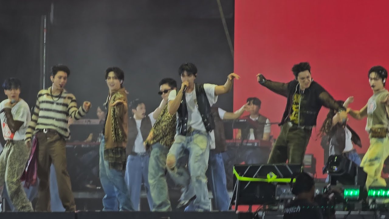 250404 | Seventeen - Left and right [Pal Norte 2025, Monterrey]