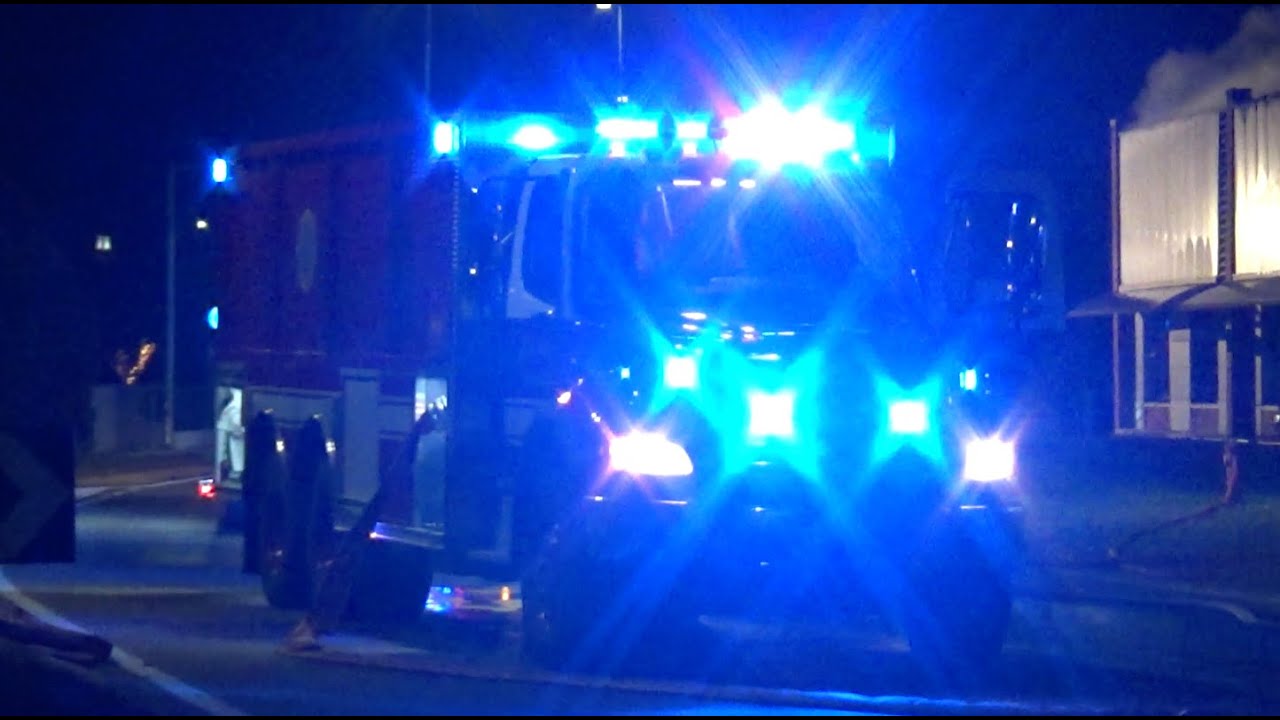 Vigili del Fuoco 🇺🇸 Base USAF di Aviano per incendio capannone Azzano Decimo (PN) - USAF FD Tanker