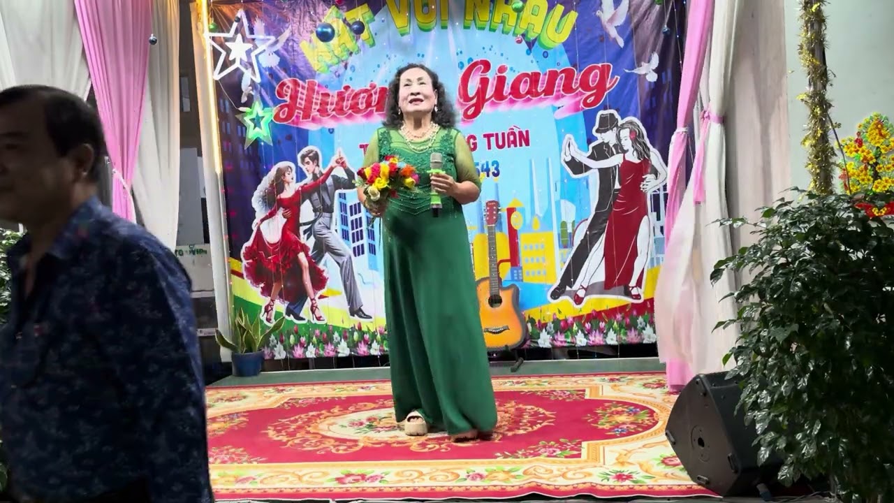 Lá thư đô thị-Ngọc Mai 