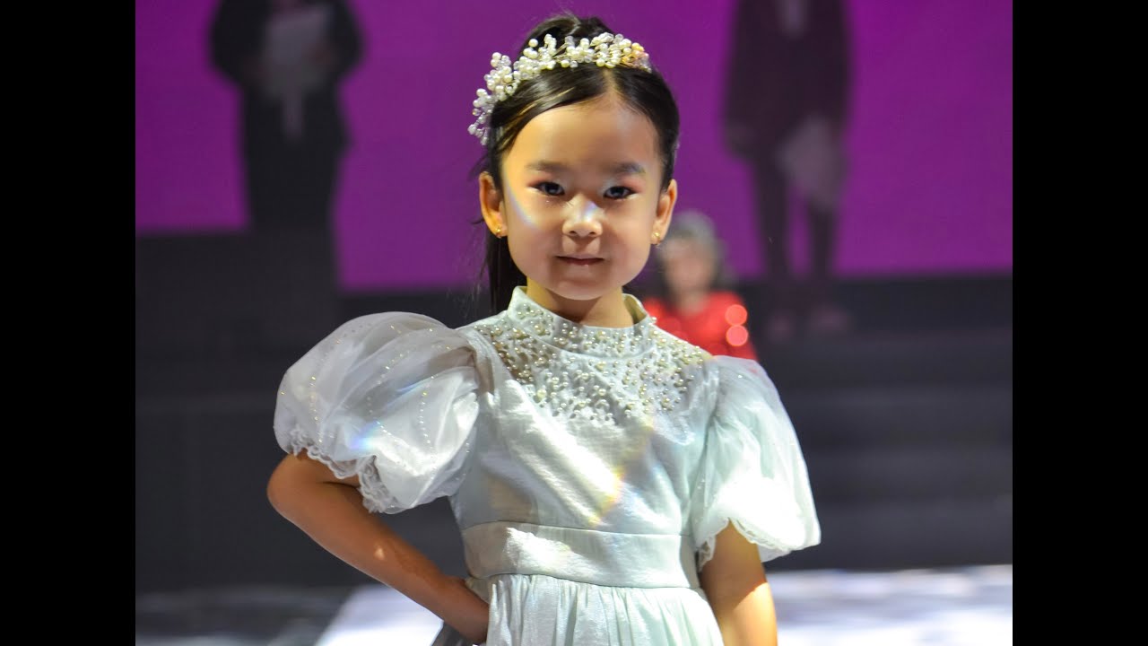 UNIQUE FASHION SHOW SEASON VI (part 1)