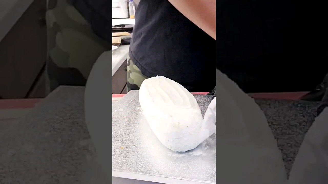 Watch me create a penis cake!!! #cakedecorating #howto #instagram