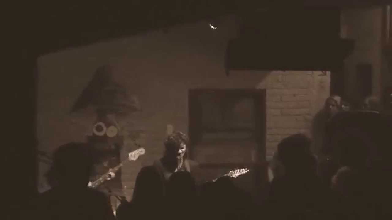 Crystal - Lolabúm en vivo desde El Ensayadero