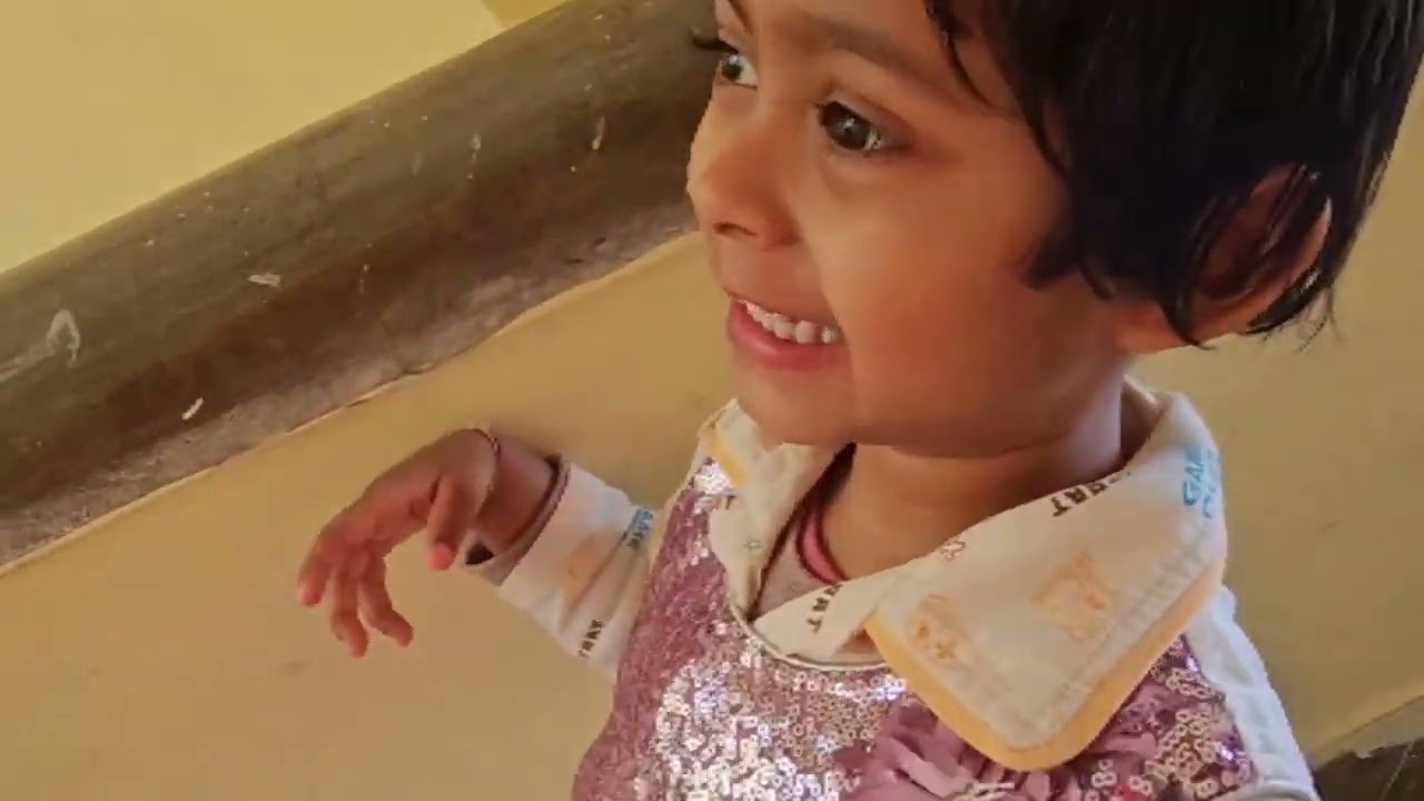Aaj Meri Beti Ne Kese Dar Ke Jhula Jhula 😂🥰