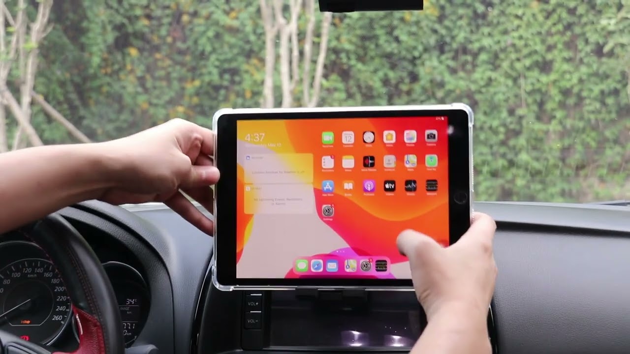 Car CD Slot Tablet Mount（A081）