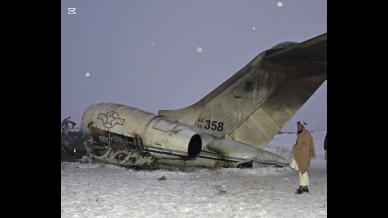 Pakistan Karachi modol kolony plane crash accident 2020