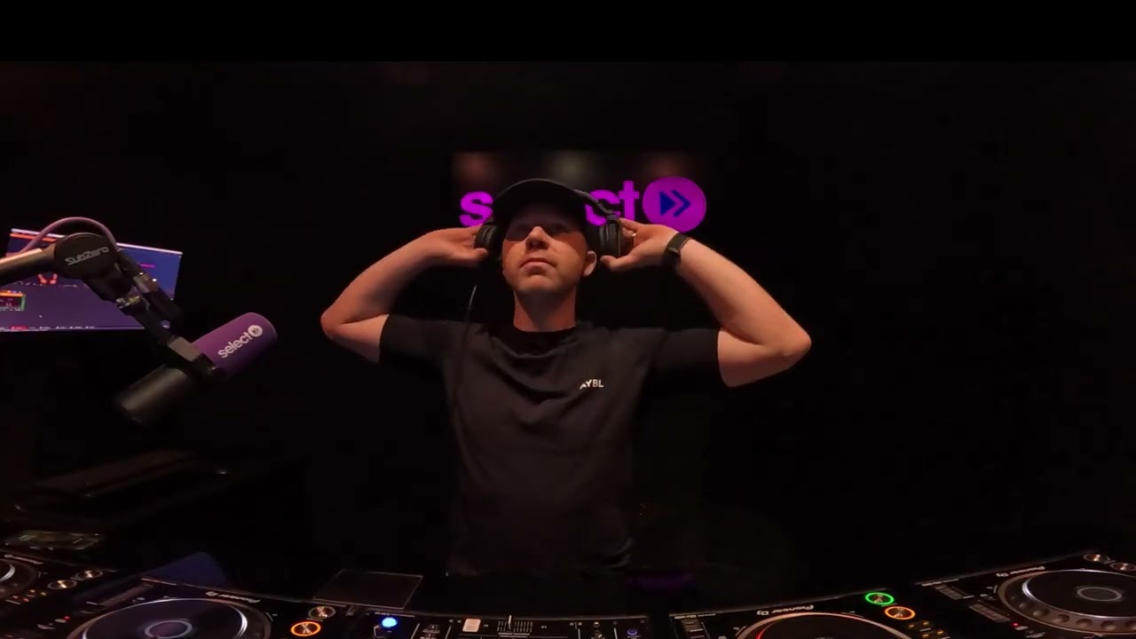 Mark Love - Live On Select Radio