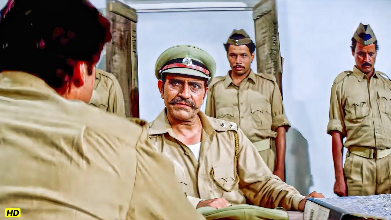 मैं कानून का नहीं, खुद का बनाया हुआ नियम मानता हूँ | Amrish Puri Action Climax Scene | Batwara
