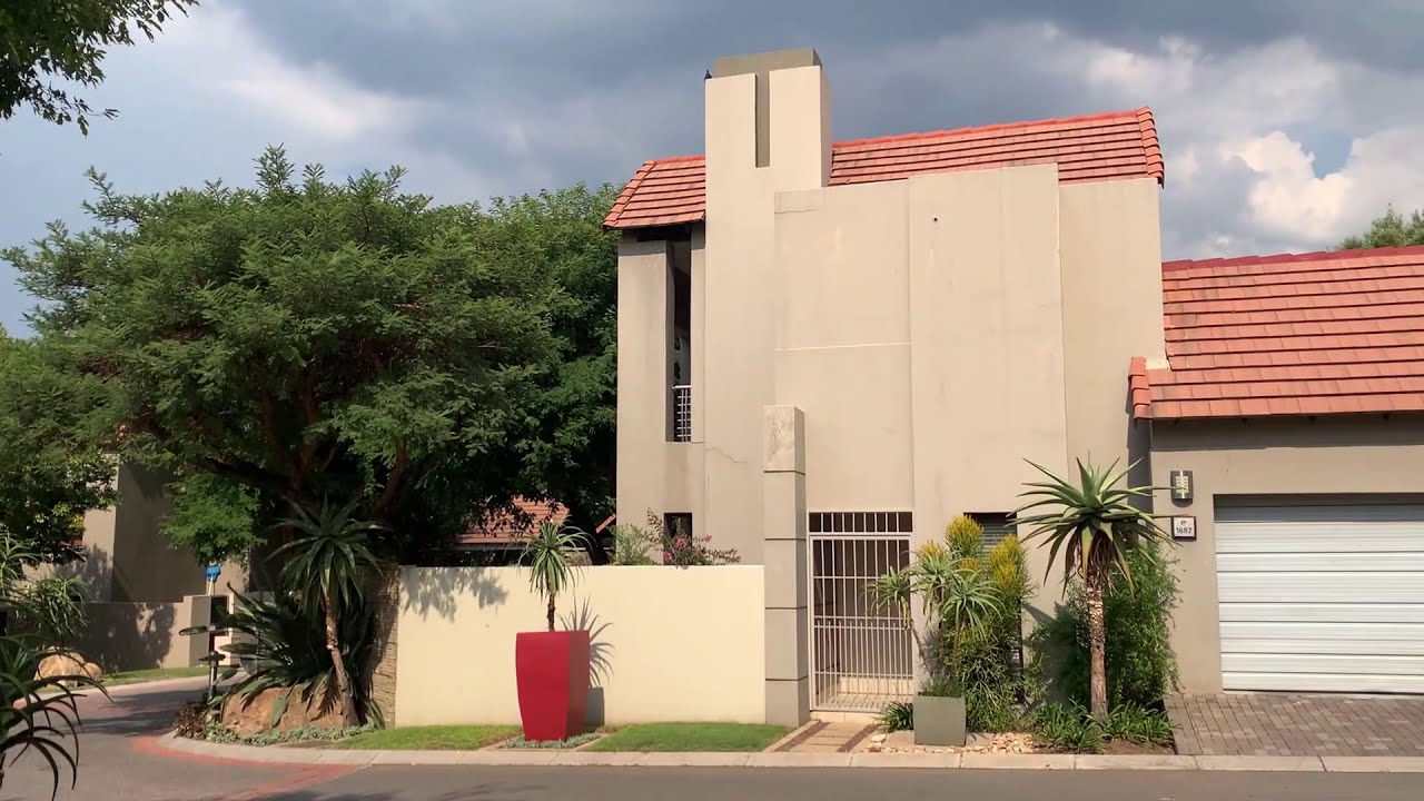 2 Bedroom House for Sale in Tezula Estate, Fourways