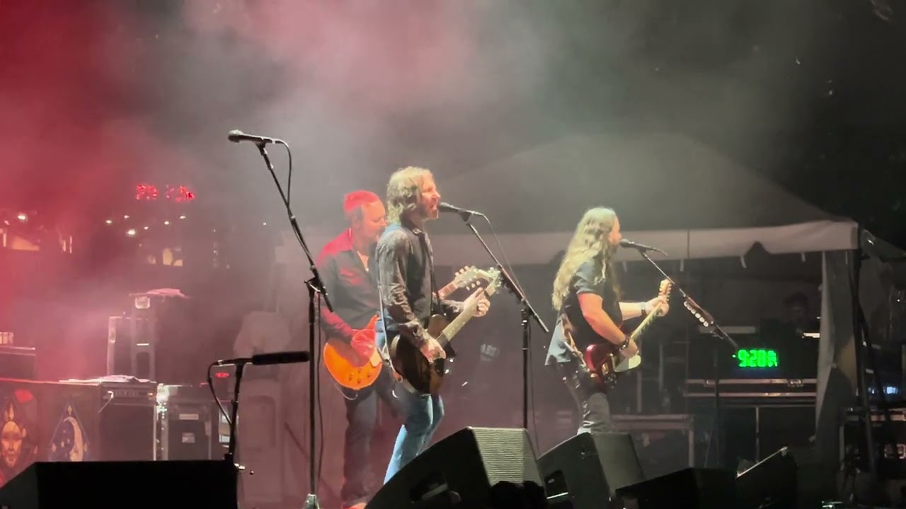 Old Scarecrow by Blackberry Smoke 