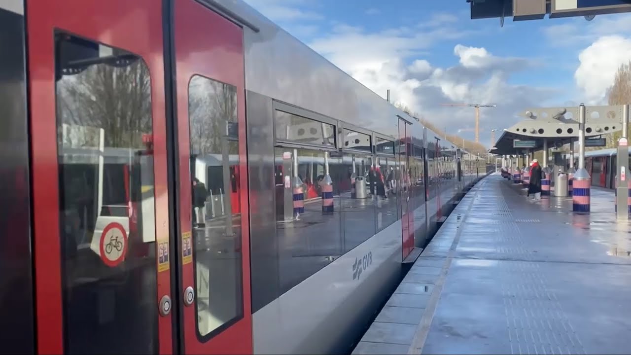 GVB R-net metro 51 | S3/M4: Vertrekt met toeter van Postjesweg naar Centraal Station 