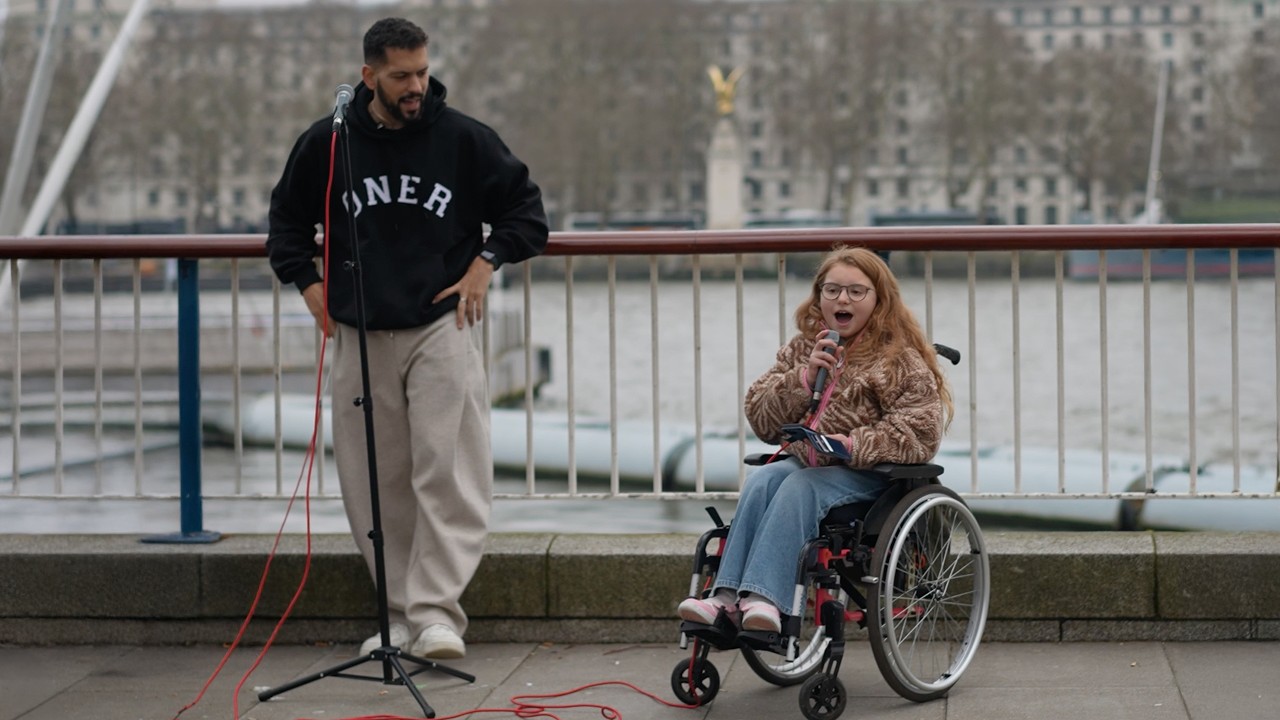 Lewis Capaldi 'Someone You Loved’ by Luke Silva & Lyla at South Bank, London, March 2026