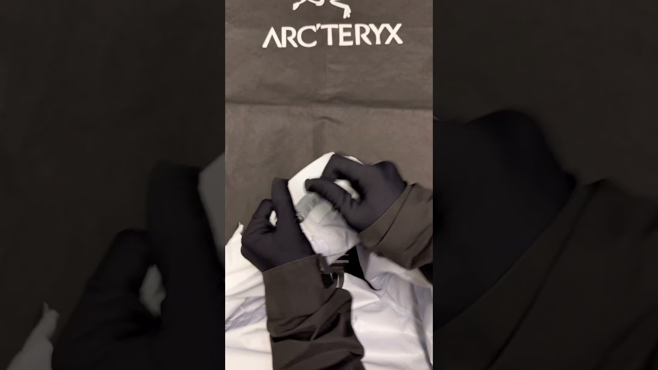 Arcteryx BETA SL Rainproof hardshell ski jacket