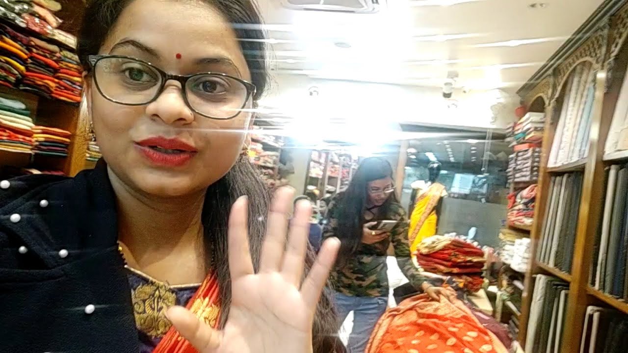 Wedding Shopping Sarees bhen ki shadi || vlog || #wedding #shopping #shadivlogs #cgvlogerpooja