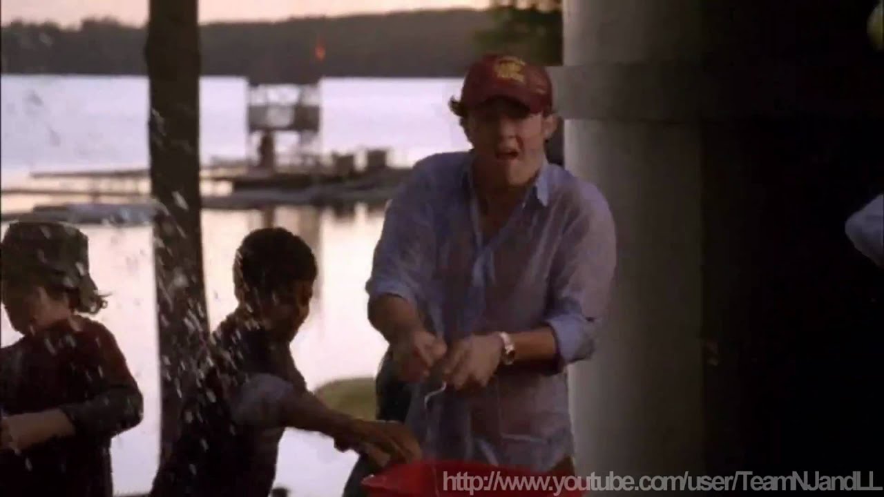 Whater Battle [Camp Rock 2]