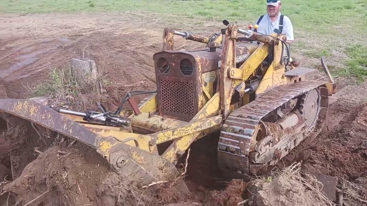 1959 International Drott T340 4in1 at Work!