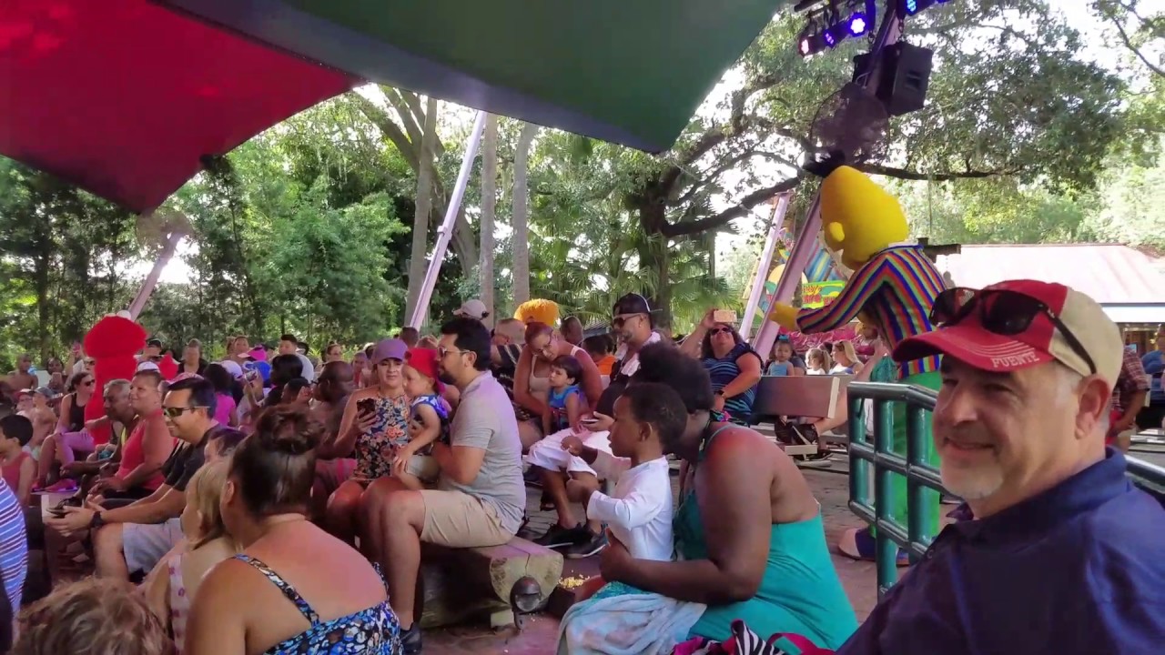 Elmo Rocks  Opening
